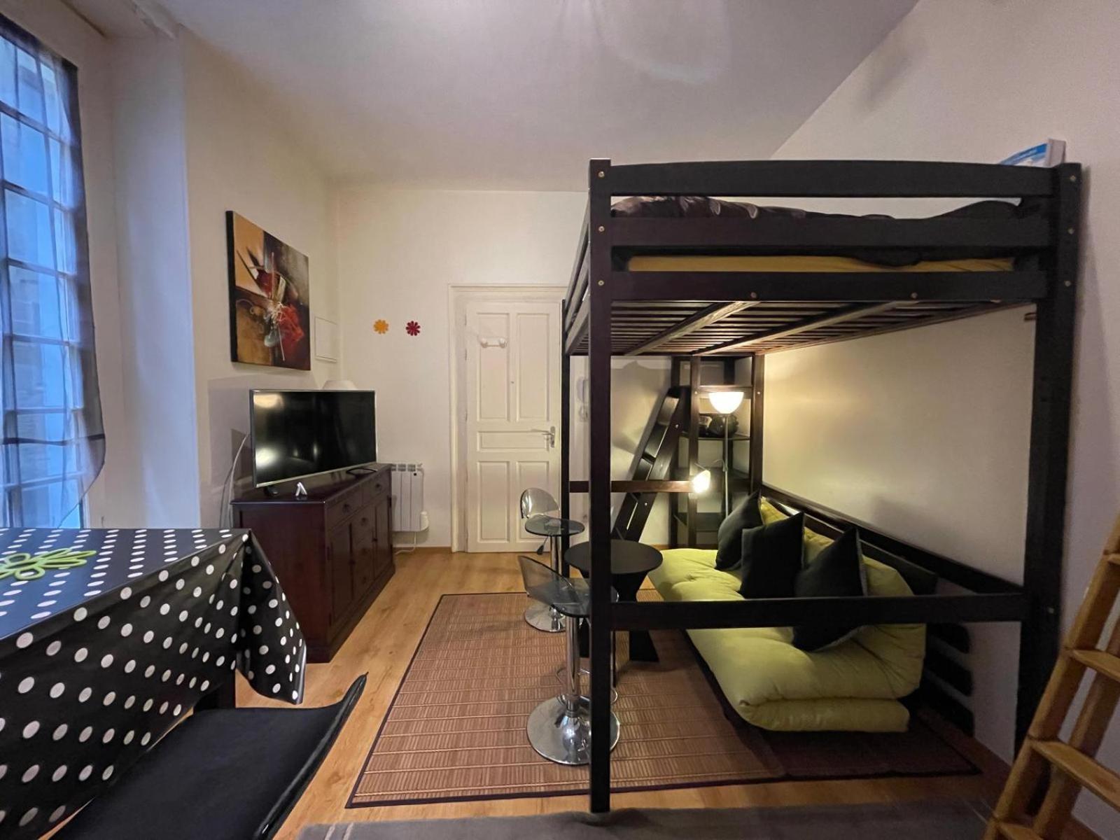 Studio Centre Ville Brive-la-Gaillarde Extérieur photo